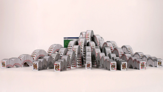 Illustration for article titled Microsoft Should Award Every Solitaire Winner Ever With This Sculpture